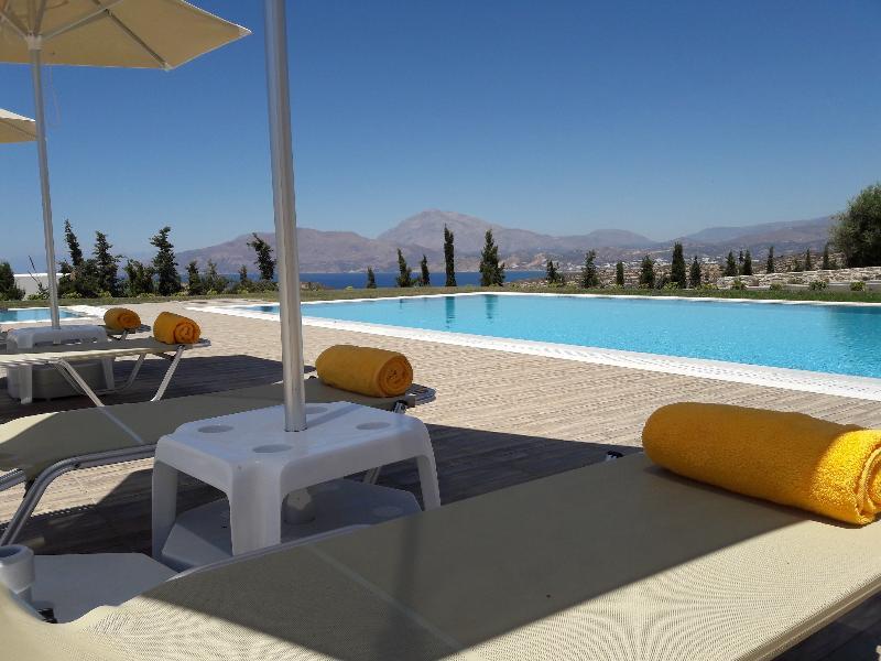 Orelia Cretan Villas & Deluxe Apartments Камиларион Екстериор снимка