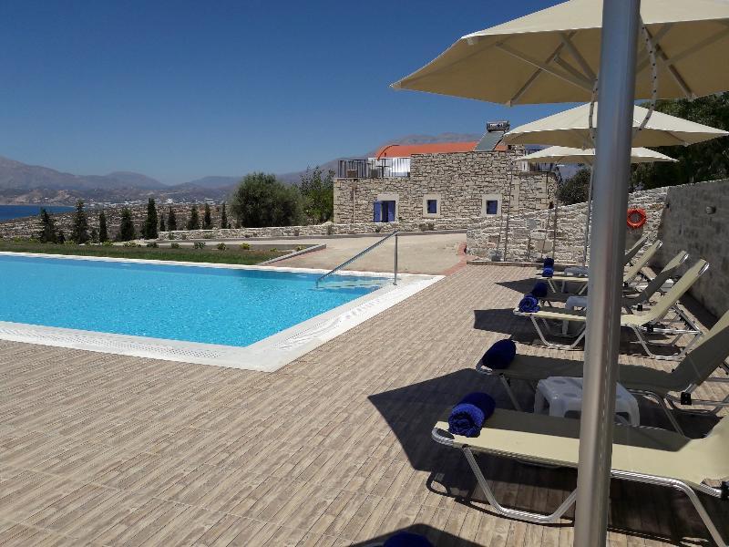 Orelia Cretan Villas & Deluxe Apartments Камиларион Екстериор снимка