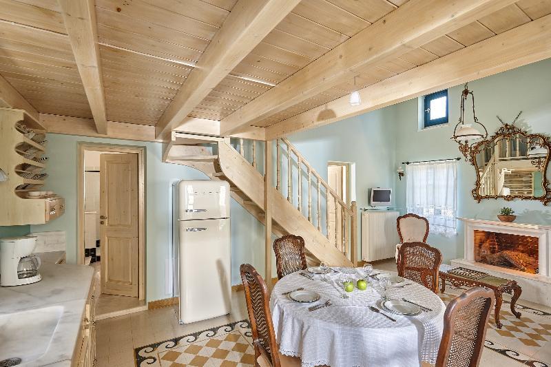 Orelia Cretan Villas & Deluxe Apartments Камиларион Екстериор снимка