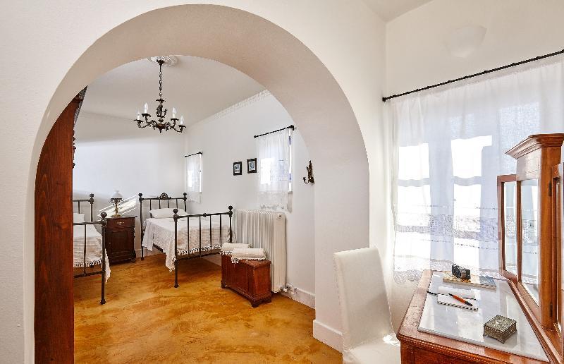 Orelia Cretan Villas & Deluxe Apartments Камиларион Екстериор снимка