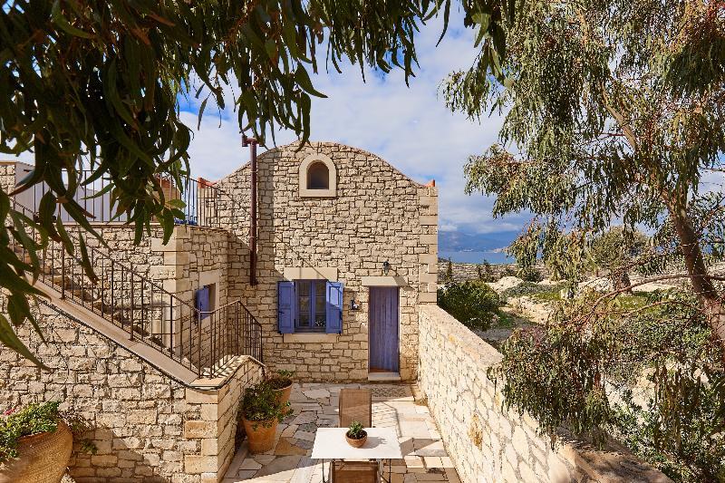 Orelia Cretan Villas & Deluxe Apartments Камиларион Екстериор снимка